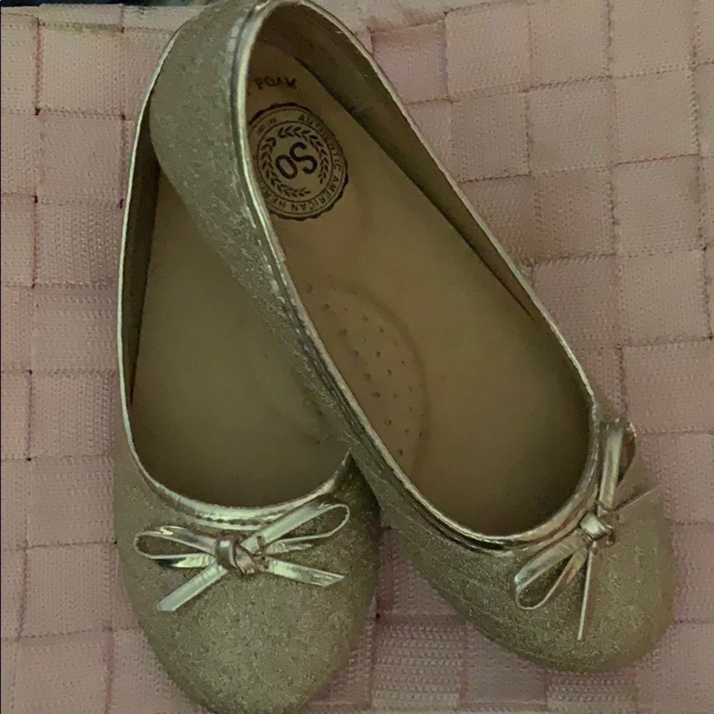 Gold ballet flats